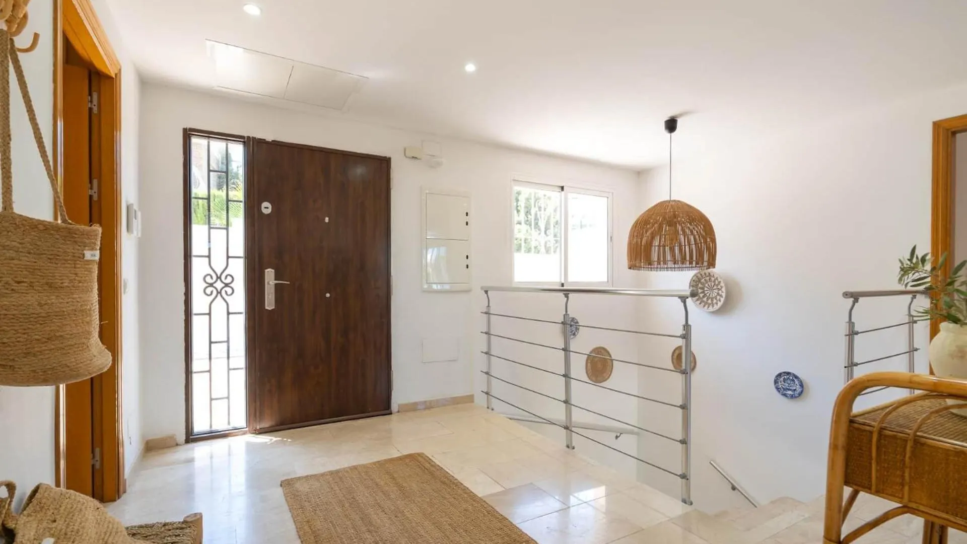 Luxurious 4 Bedroom Villa Casa Feliz Mijas 0*,  Spagna